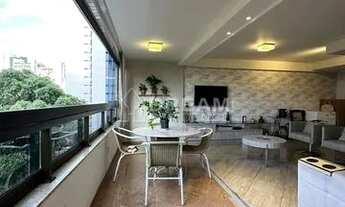 Imagem 3: Apartamento para venda possui 135 metros quadrados com 3 quartos em Casa Forte - Recife