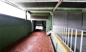 Imagem 5: Casa linear com terraço [VP