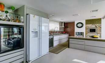 Imagem 5: LINDA COBERTURA ENSOLARADA AO LADO DO MON Linda Cobertura ensolarada ao lado do MON - J8