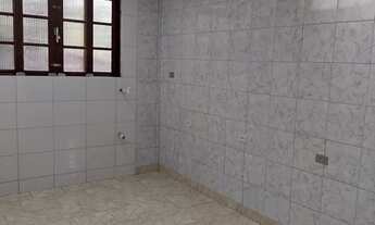 Imagem 3: Terreno com duas casas em alvenaria