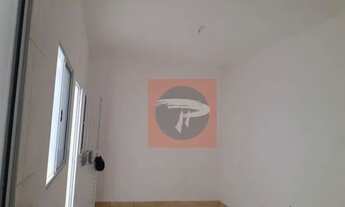 Imagem 7: Casa com 3 comodos independente para alugar, por R$ 700/mês - Parque Boa Esperança - São P