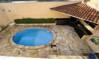 Imagem 5: Linda Casa para aluguel tem 380 metros com 4 quartos