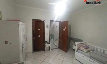 Imagem 3: Casa para Venda em Americana, Nova Americana, 2 dormitórios, 2 suítes, 1 banheiro, 2 vagas