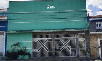 Imagem 2: Casa com 3 suítes à Venda no Jordanópolis em Arujá, 255 m²