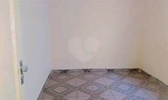 Imagem 6: Apartamento três quartos no primeiro andar. [VP