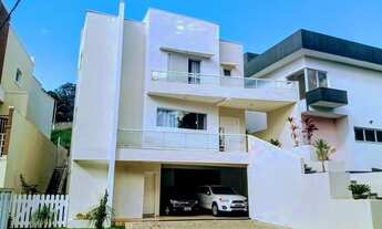 Imagem 3: Casa de Condomínio com 6 Quartos à Venda no Arujá Ville II, 400 m²