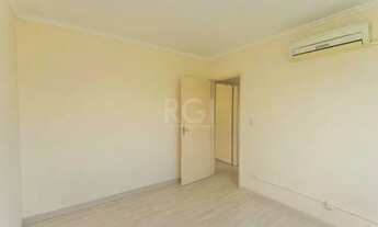 Imagem 4: Apartamento com 2 dormitórios à venda, 60 m² por R$ 215.000,00 - Cristal - Porto Alegre/RS