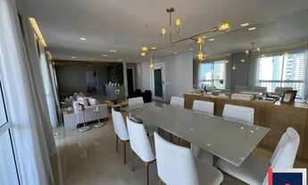 Imagem: Apartamento Venda 3 Dormitórios - 252 m²