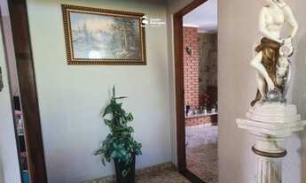 Imagem 7: Casa com 3 suítes à Venda no Jordanópolis em Arujá, 255 m²