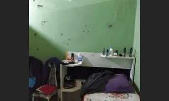 Imagem 5: Casa boa e grande na rua em perfeito estado