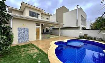 Imagem 6: Casa de condomínio para aluguel possui 265 metros quadrados com 3 quartos