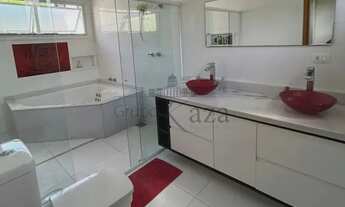 Imagem 4: EXCELENTE Casa - Residencial Terras de Santa Clara - Jacareí - 354m² - 6 Dorm. - PERMUTA