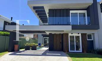 Imagem: Casa à Venda no Condomínio Sunset