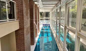 Imagem 4: Apartamento em prédio sofisticado com 254 m² e mobiliado com 4 suítes à venda/locação no b