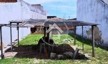 Imagem 3: VENDE-SE casa com 2 quartos sendo 1 suíte no Bairro Aeroporto