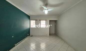 Imagem 3: SOBRADO para ALUGUEL com 173m² no bairro Santa Maria com 3 quartos e 2 vagas. Santo André