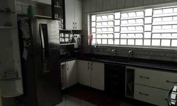 Imagem 7: Casa Sobrado - Jacareí - Parque Santo Antônio - 3 Dormitórios - 263m² - Aceita Permuta