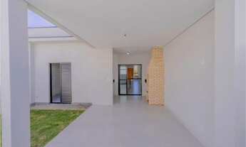 Imagem 3: Linda casa no condomínio Santinon. Amplo quintal. 3 min. do shopping cidade