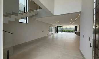 Imagem 7: Sobrado no Alphaville com 4 Suites