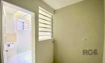 Imagem 4: Apartamento no Praia de Belas de 2 dormitórios DESOCUPADO