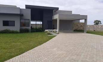 Imagem 2: Chácara à venda, no Reserva Terra Nova, em Cristais Paulista, com 3 suítes