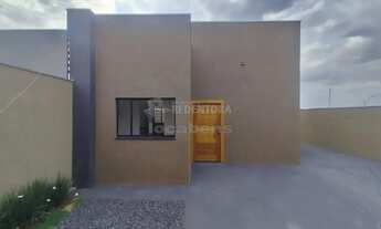 Imagem 2: Casa nova com 02 dormitórios sendo 01 com suíte e closet