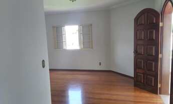 Imagem 3: Casa 4 quartos 2 suites próximo ao Centro de Patos de Minas