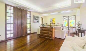 Imagem 7: Casa com 700m² e 10 quartos