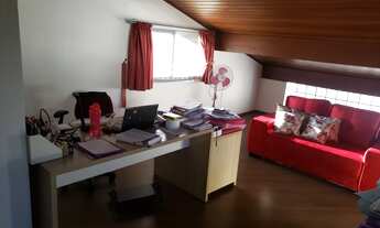 Imagem 2: Casa de condomínio sobrado para venda possui 379 metros quadrados com 4 quartos