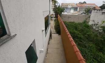 Imagem 6: Casa de condomínio arua para venda possui 285 metros quadrados com 5 quartos