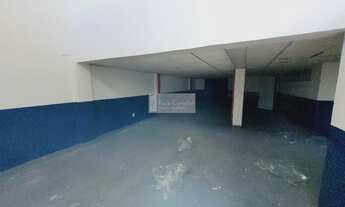 Imagem 3: GALPÃO alugando/vendendo no bairro de São Cristóvão 556m²