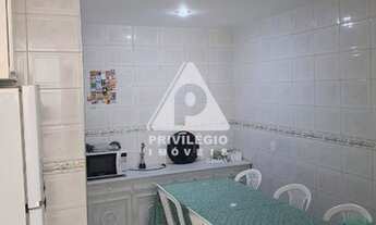 Imagem 4: Maravilhoso apartamento na tijuca com 115 m2 2 por andar 3 quartos, disponível para venda
