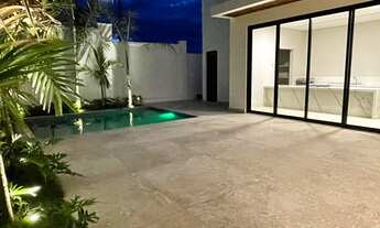 Imagem 2: Casa de condomínio térrea para venda tem 307 metros quadrados com 4 quartos