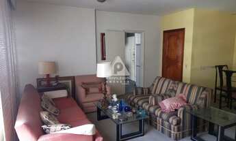 Imagem: Rua Transversal, Frontal. Apartamento à