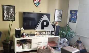 Imagem: Lindo apartamento dois quartos reformado!!