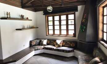 Imagem 7: Casa com piscina no Seminário