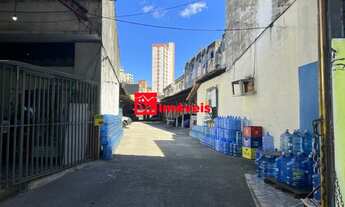 Imagem 7: Ponto Comercial utilizado como estacionamento para alugar possui 1870m² em São Brás - Belé