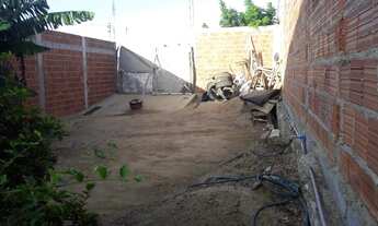 Imagem 5: Casa Com Muro 8M de Frente e 35M Comprimento. * Zap