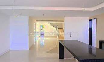 Imagem 4: Ref.: COB4002 - Cobertura com 4 Suítes - 4 Vagas de Garagem- 260 m2- Alto Padrão- Cascatin