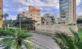 Imagem 5: Exclusivo! Amplo apto, totalmente reformado, sacada de frente. Apenas 250m do mar!