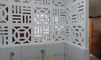 Imagem 2: Casa de condomínio para venda possui 250 metros quadrados com 4 quartos