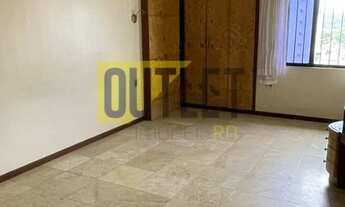 Imagem 5: Apartamento para aluguel tem 243 metros quadrados com 4 quartos em Barro vermelho