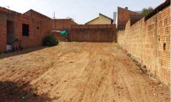 Imagem: Terreno encaixado com 125m² no Jaraguá