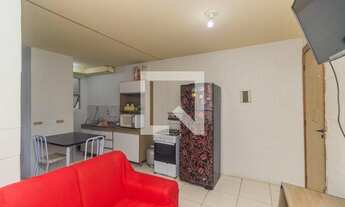 Imagem 4: Apartamento para Aluguel - Olaria, 2 Quartos, 46 m2