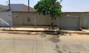 Imagem 3: VENDE-SE CASA Casa com 2 dormitórios