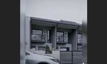 Imagem 1: 3 lindos Sobrados à venda