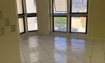 Imagem: Vendo sala comercial com garagem no centro