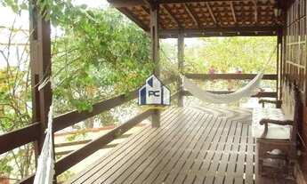 Imagem: Casa com 4 quartos (sendo 2 suítes) à