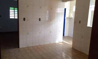 Imagem: Casa com 2 dormitórios à venda, 300 m²