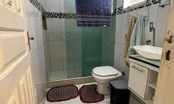 Imagem 2: CASA COM PISCINA, 3 QUARTOS, QUINTAL e 3 VAGAS NA GARAGEM